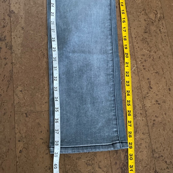 BCBGeneration Riley light wash charcoal women’s boot leg jeans mid rise, size 27 - Picture 15 of 17